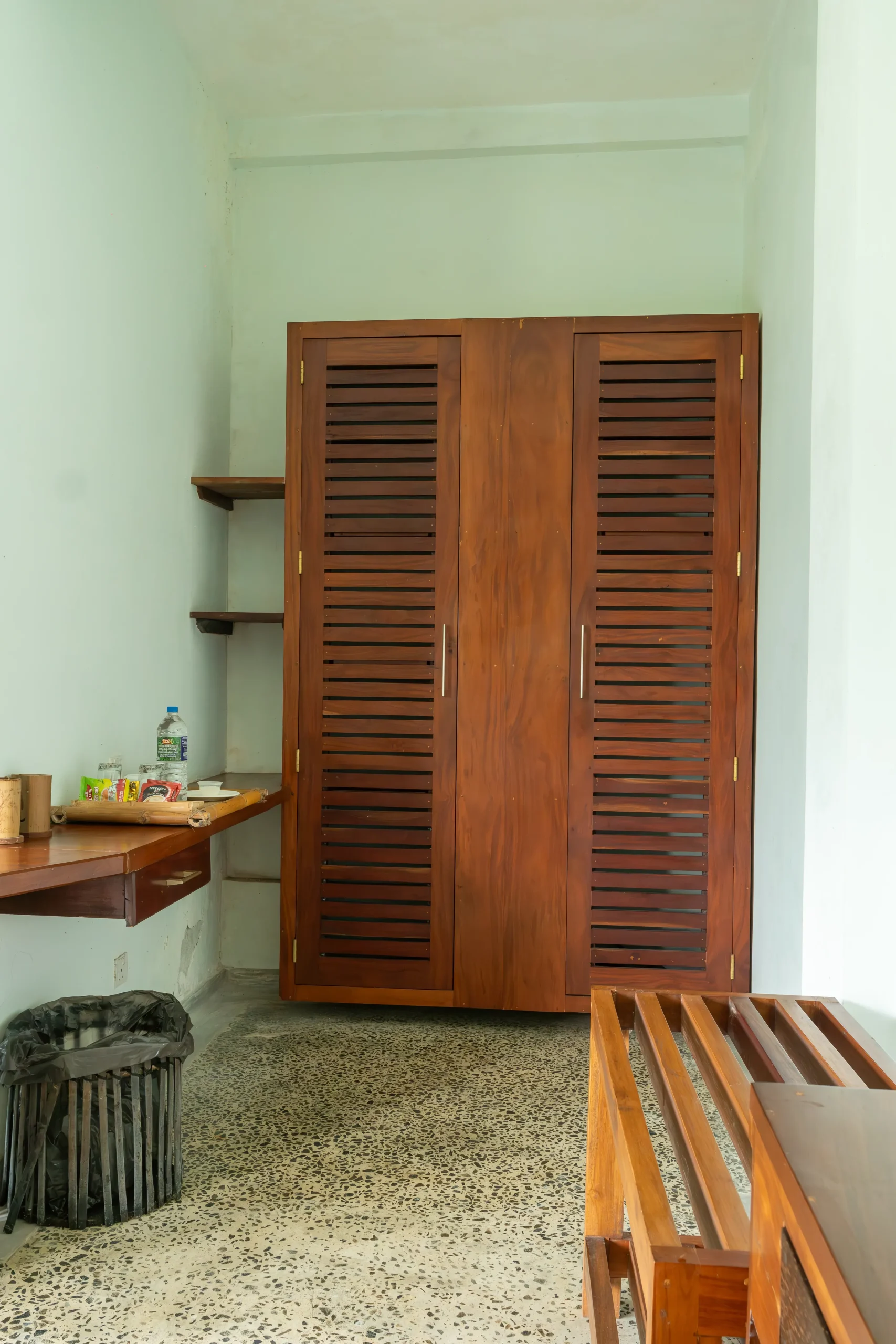 royal-peak-standard-room